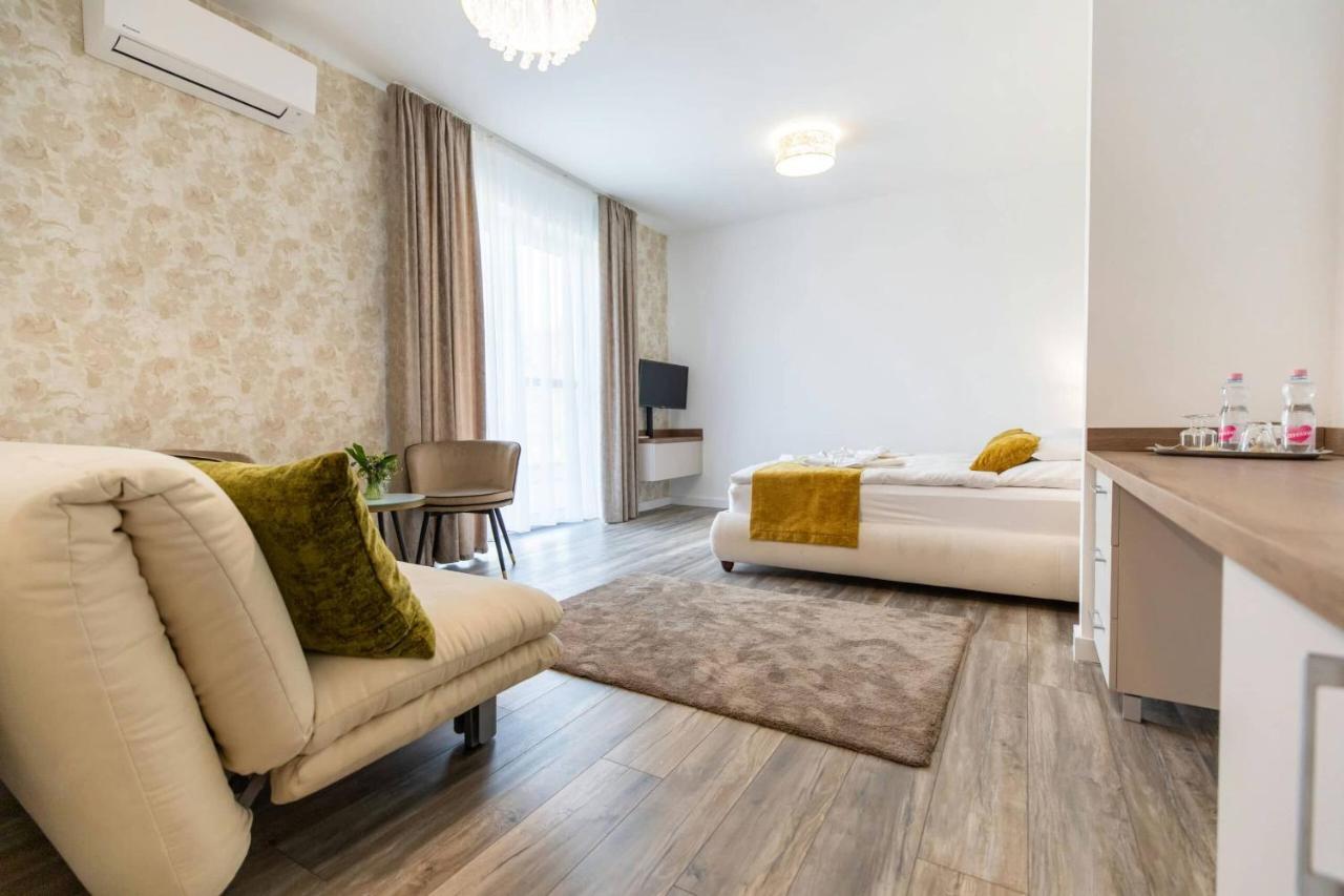 Aszuvilag Rezidencia With Sauna & Jacuzzi Legyesbenye Экстерьер фото